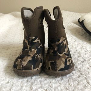 Toddler Camo Bogs